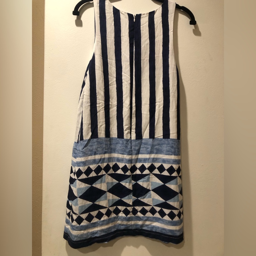 Lulu’s - Picture 3 of 4